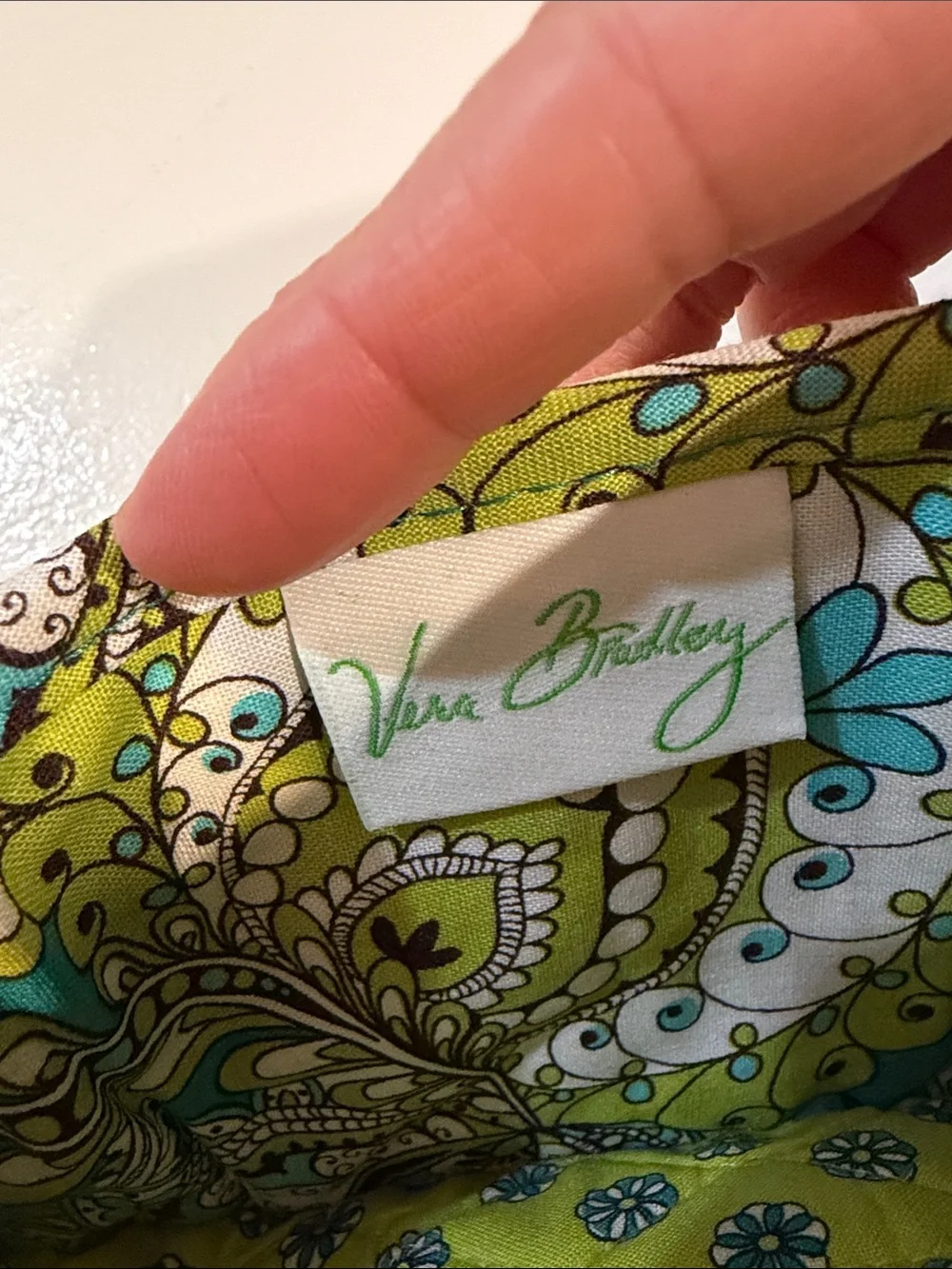 Vera Bradley Retired Peacock Pocket Wallet NWT - Picture 4 of 5